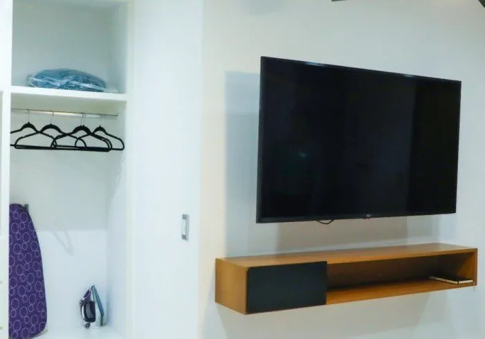 Smart TV y clóset